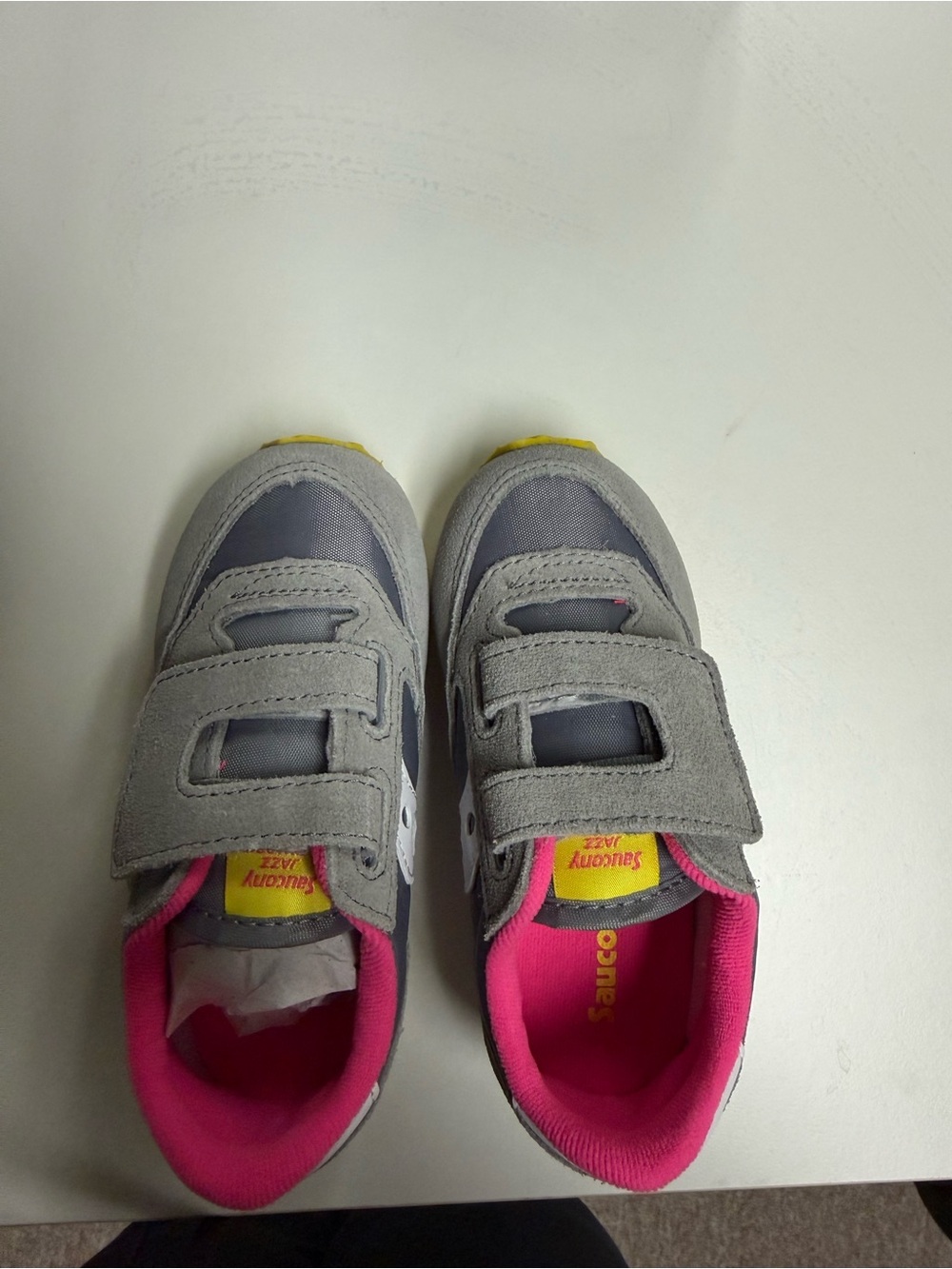 Saucony Kids Gray and Hot Pink Hook-and-Loop Sneakers